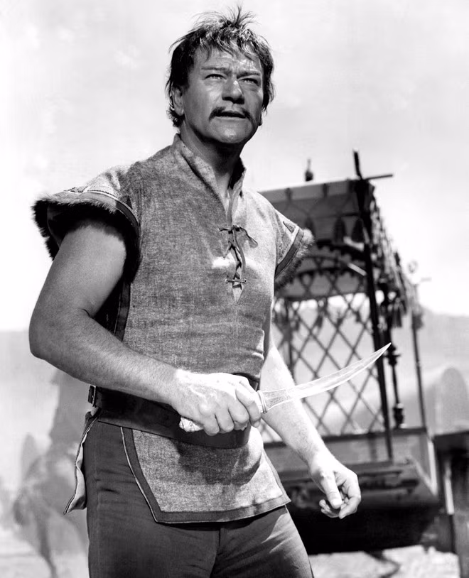 John Wayne cùng nhiều đồng nghiệp trong đoàn làm phim The Conqueror đã chết vì căn bệnh ung thư. 8 bộ phim gây tai nạn chết người trên trường quay