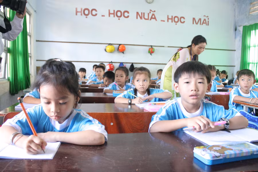 Học sinh Trường TH Thị trấn Năm Căn, Cà Mau. 