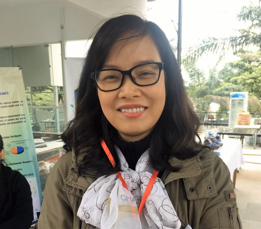 Chị Hoàng Diệu Thúy - Giám đốc Trung tâm Nghiên cứu hỗ trợ cộng đồng tỉnh Hà Giang - một cựu sinh viên Australia Chị Hoàng Diệu Thúy - Giám đốc Trung tâm Nghiên cứu hỗ trợ cộng đồng tỉnh Hà Giang - một cựu sinh viên Australia