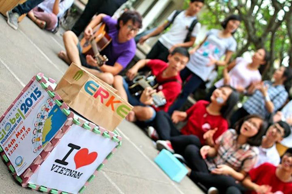 Giới trẻ Hà thành hát du ca tình nguyện ảnh 2 Giới trẻ Hà thành hát du ca tình nguyện