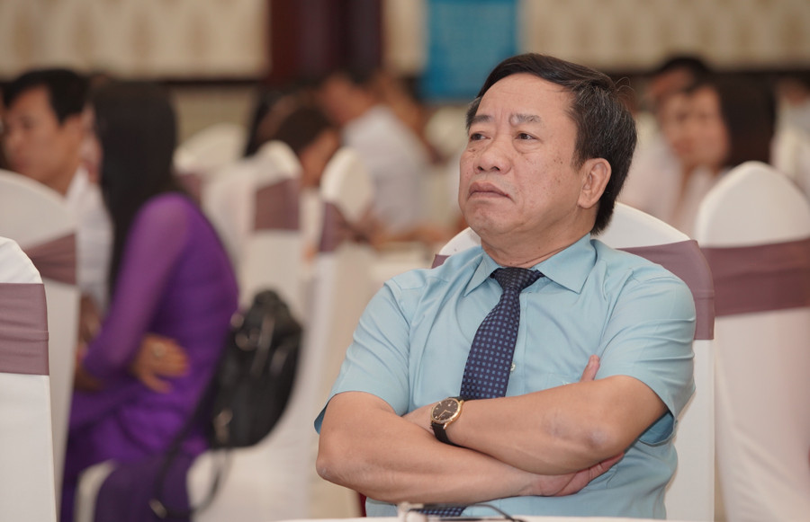 Đại biểu tham dự Hội thảo Đại biểu tham dự Hội thảo