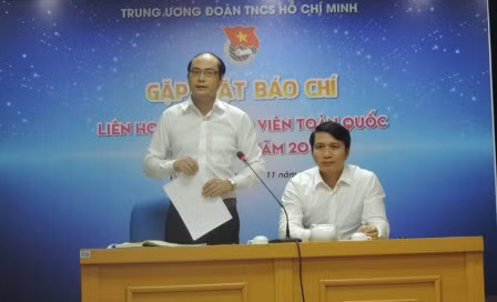 Đồng chí Vũ Tiến Tiệp, Trưởng ban Tuyên giáo Trung ương Đoàn thông tin về Liên hoan Báo cáo viên toàn quốc lần thứ II
