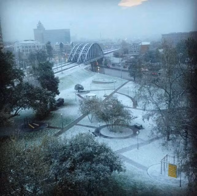 Tuyết đầu mùa phủ trắng thủ đô Nga hình ảnh 5 tuyet dau mua phu trang thu do nga hinh anh 5