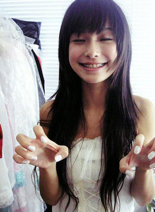 Giật mình nhan sắc Angelababy lúc mới vào nghề ảnh 10 Giật mình nhan sắc Angelababy lúc mới vào nghề ảnh 10