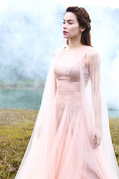 Hồ Ngọc Hà làm MV Tội lỗi thanh minh cho chính mình? Ho Ngoc Ha lam MV Toi loi thanh minh cho chinh minh?