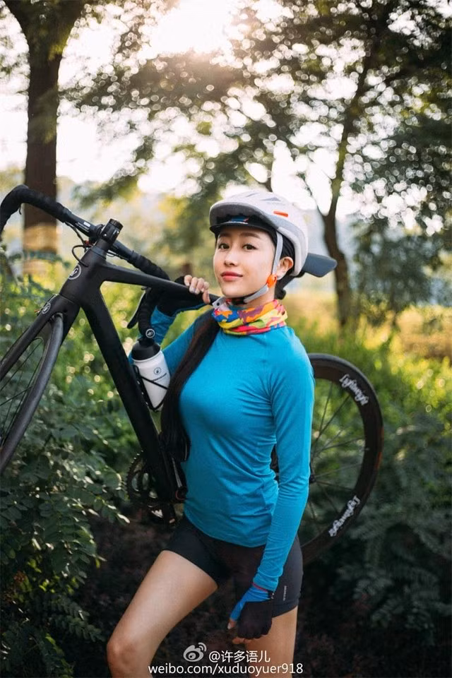 Nữ trợ giảng Bách khoa xinh đẹp khoe dáng chuẩn khi tập gym ảnh 11