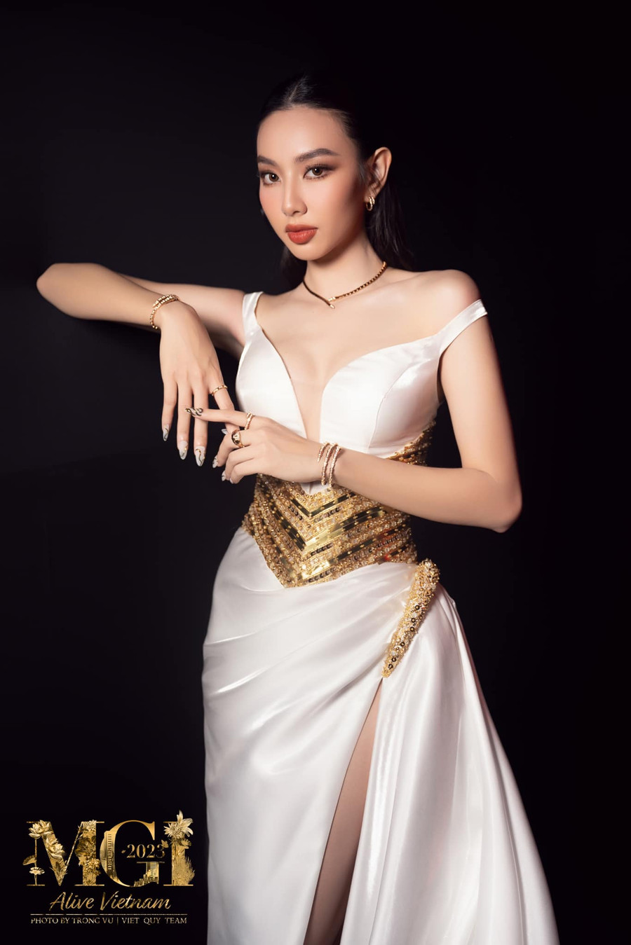 Hoa hậu Thùy Tiên thắng vụ kiện vụ vay nợ 1,5 tỷ đồng với bà Đặng Thùy Trang.