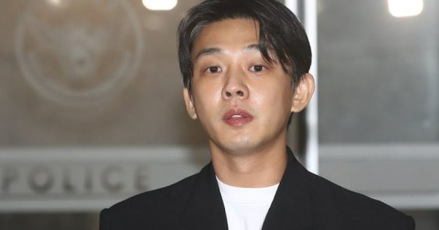Yoo Ah In bị tố lạm dụng Propofol 181 lần và mua trái phép thuốc ngủ 44 lần. Yoo Ah In bị tố lạm dụng Propofol 181 lần và mua trái phép thuốc ngủ 44 lần.