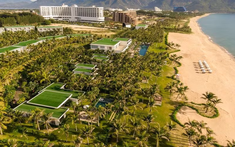 Selec tum Noa Cam Ranh - một điểm đến trong hệ sinh thái của Crystal Bay Card. Selec tum Noa Cam Ranh - một điểm đến trong hệ sinh thái của Crystal Bay Card.