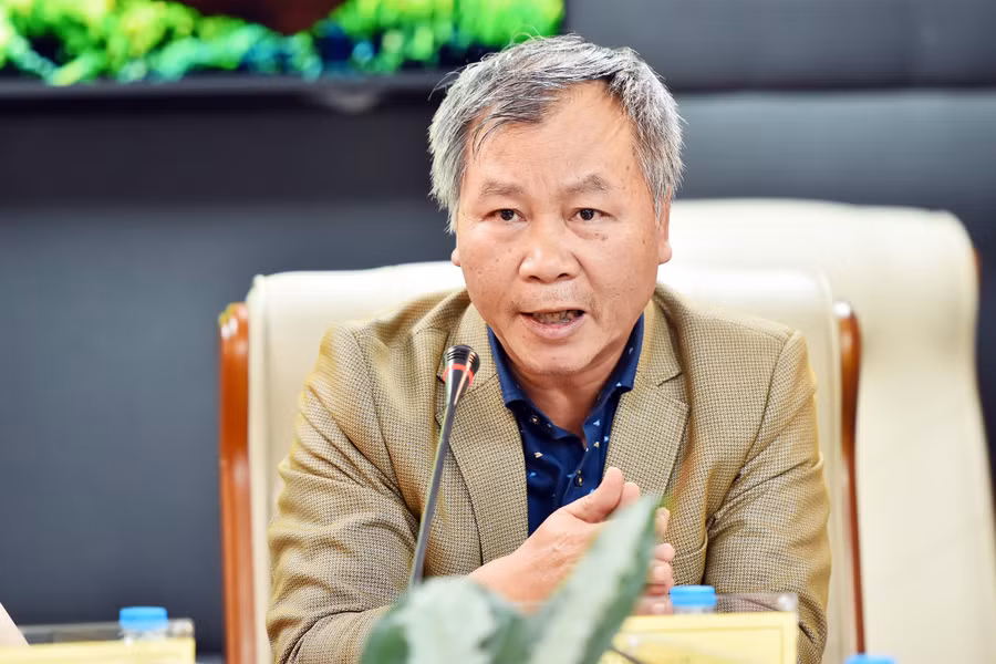 TS. Vũ Đình Ánh, chuyên gia kinh tế phát biểu. Ảnh: Trần Hiệp.