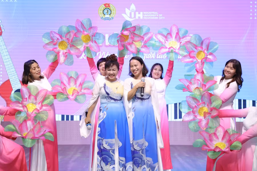 Tiết mục thể hiện đầy tự tin, truyền cảm hứng mang tính chuyên nghiệp, lôi cuốn ban giám khảo và khán giả.