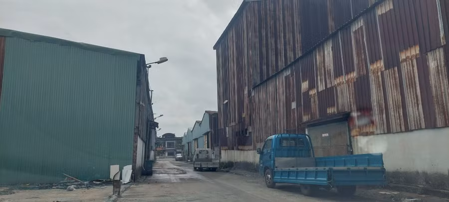 Đã quá thời hạn thuê đất 5 năm nhưng lô đất với diện tích gần 20.000m2 được doanh nghiệp chia lô để cho thuê mặt bằng và chưa bàn giao lại cho thành phố.