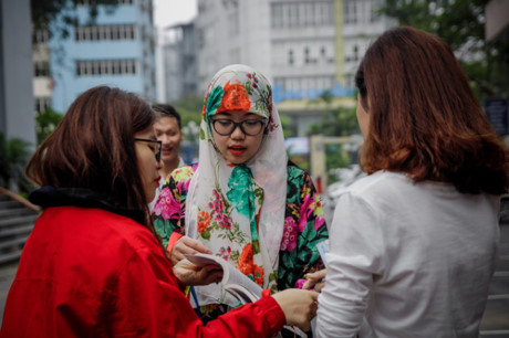Nữ sinh trường Luật xinh đẹp trong lễ hội ASEAN - Ảnh 4 Nu sinh truong Luat xinh dep trong le hoi ASEAN - Anh 4