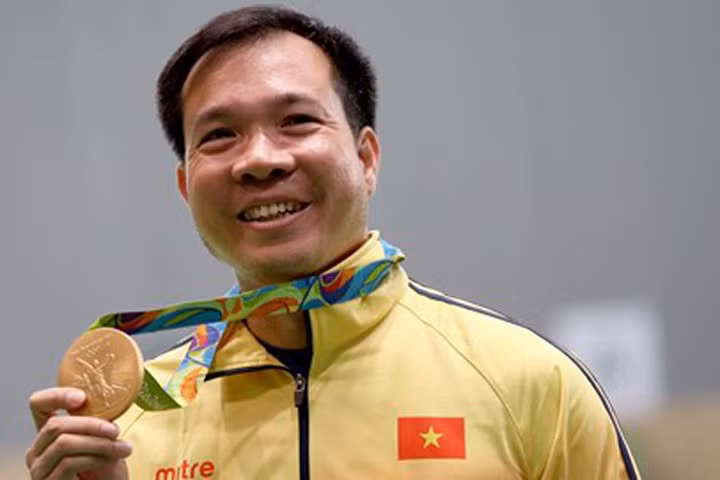 Xạ thủ Hoàng Xuân Vinh có được thăng hàm Tướng?