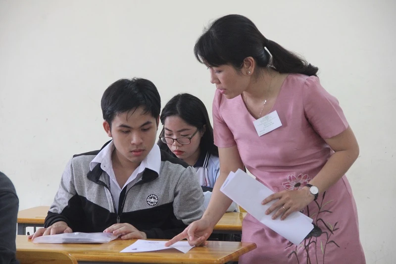 Thí sinh tham dự kỳ thi THPT quốc gia tại TP.HCM năm 2018 