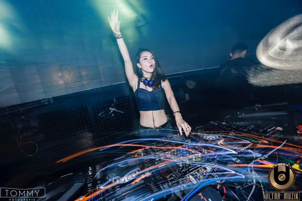 Hoa khôi wushu Vũ Trà My: Nghề DJ nhiều cạm bẫy, nhưng là đam mê của tôi! - Ảnh 8.