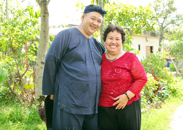 Mẹ Minh Béo đã bị sốc nặng khi nghe tin con bị bắt ảnh 2 Mẹ Minh Béo đã bị sốc nặng khi nghe tin con bị bắt ảnh 2