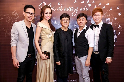 Quang Hà bảnh bao dự tiệc bên Á hậu Kim Duyên ảnh 8 quang ha banh bao du tiec ben a hau kim duyen - 8