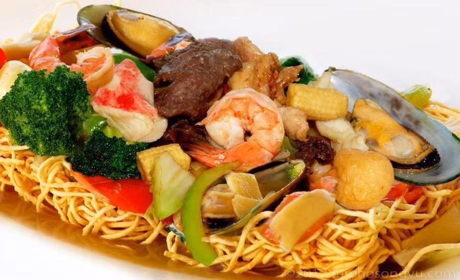 Học cách nấu mì xào cho bữa sáng đầy năng lượng - Ảnh 3