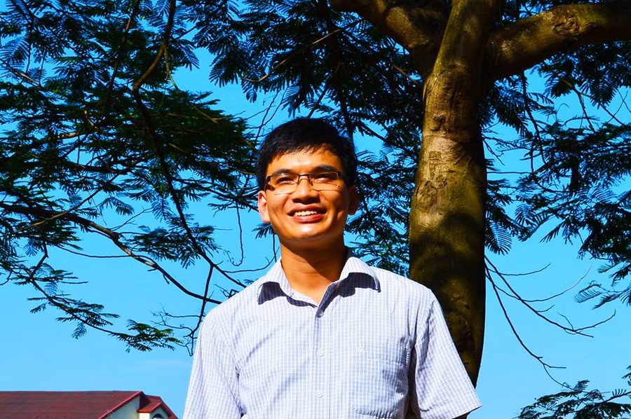 Thầy Bùi Gia Nội 