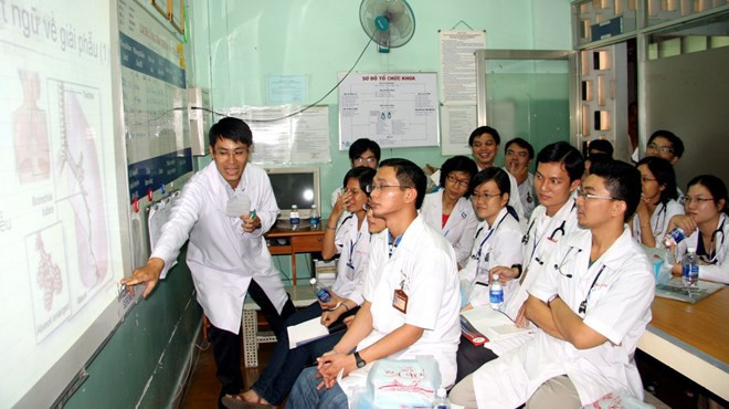 Nóng vấn đề “điểm sàn” tuyển sinh Y Dược