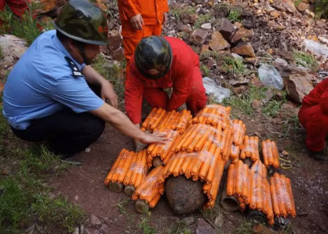 Tieu huy bom min hoa ra chi can… quan 