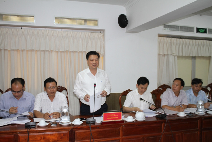 Thứ trưởng Bộ GD&ĐT Nguyễn Hữu Độ phát biểu tại buổi làm việc