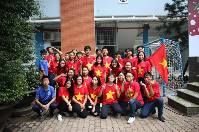 Lưu lại khoảnh khắc đặc biệt cùng bạn bè