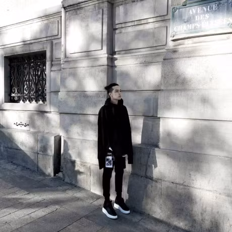 Streetstyle gioi tre hai mien: den trang, den trang va… den trang! - Anh 7