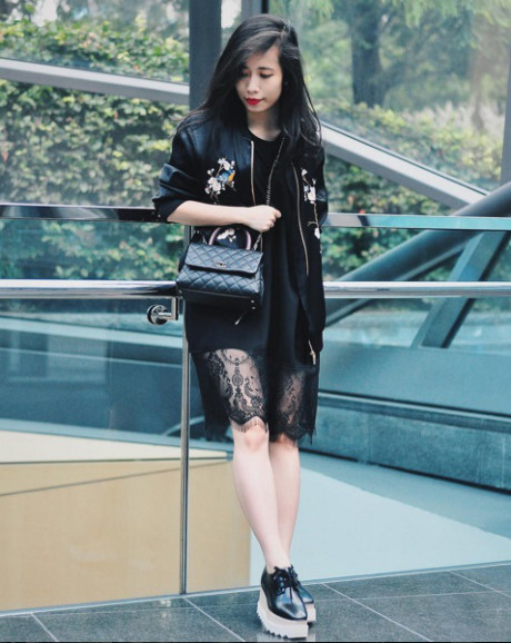 Streetstyle giới trẻ hai miền: đen trắng, đen trắng và… đen trắng! - Ảnh 6 Streetstyle gioi tre hai mien: den trang, den trang va… den trang! - Anh 6