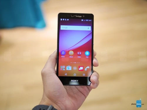 Cận cảnh smartphone Sony Xperia Z4v màn hình siêu nét