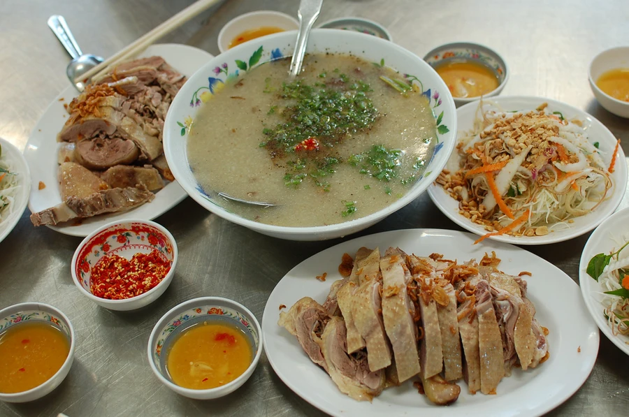 Vì sao người Việt ăn thịt vịt vào Tết Đoan Ngọ?