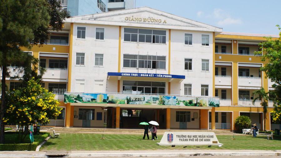 Một khu giảng đường của Trường Đại học Ngân hàng TPHCM, cơ sở TP Thủ Đức, TPHCM. Ảnh: Lê Nam Một khu giảng đường của Trường Đại học Ngân hàng TPHCM, cơ sở TP Thủ Đức, TPHCM. Ảnh: Lê Nam