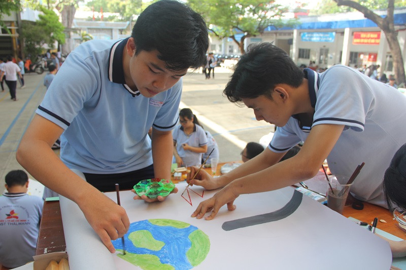 Phát huy sở trường với khả năng vẽ