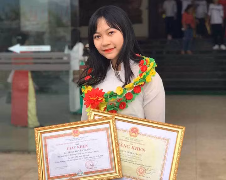 Triệu Huyền Trang - Cô gái Tày xứ Tuyên.