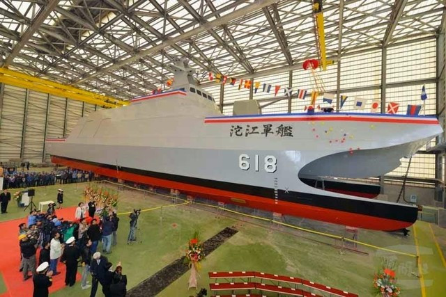 Chuyên gia tư vấn 5 loại vũ khí Việt Nam nên mua ảnh 6 vu khi