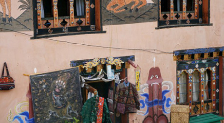 Nhung cu soc van hoa khien du khach phai choang - Anh 1