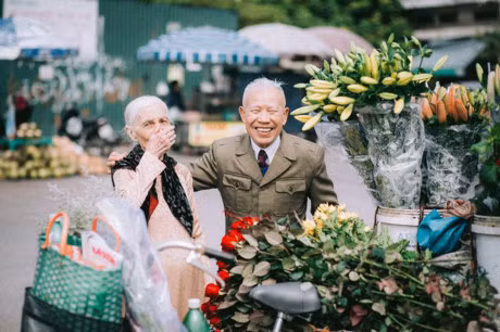 Xon xao bo anh ky niem ngay cuoi cua doi vo chong U90 - Anh 7