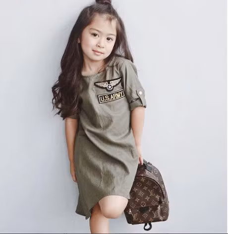 Me cu mac cho con the nay di choi cuoi tuan dam bao ai cung ngam nhin - Anh 14