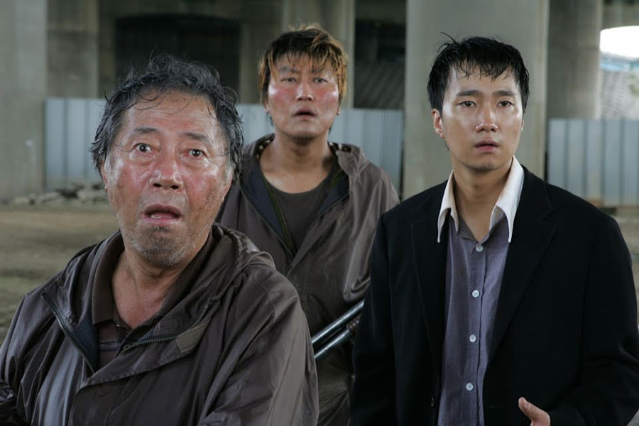 Byun Hee Bong từng tham gia rất nhiều bộ phim. Byun Hee Bong từng tham gia rất nhiều bộ phim.