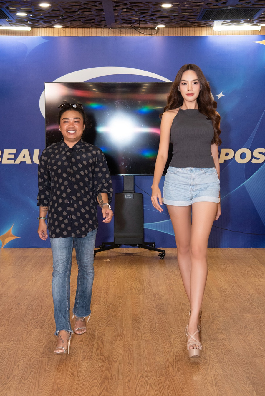 Hoa hậu Lê Hoàng Phương chăm chỉ tập luyện chuẩn bị cho Miss Grand International. Hoa hậu Lê Hoàng Phương chăm chỉ tập luyện chuẩn bị cho Miss Grand International.