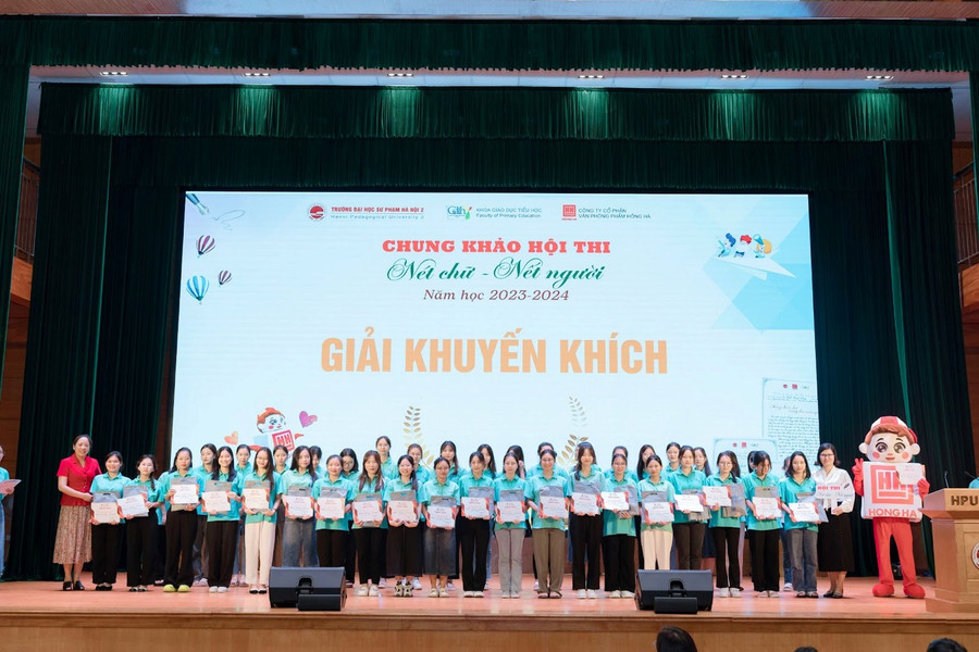 40 Giải Khuyến khích.