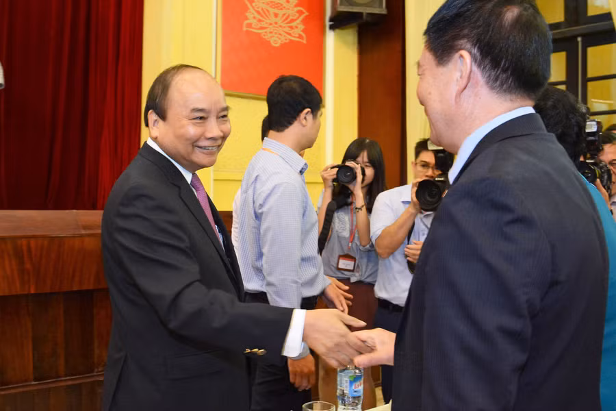 Thủ tướng Chính phủ Nguyễn Xuân Phúc dự khai giảng tại Học viện Chính trị Quốc gia Hồ Chí Minh 