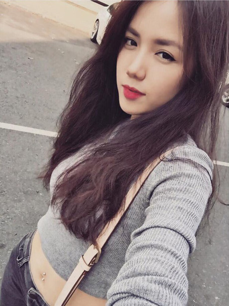 Những hotgirl Việt tuy lùn nhưng vẫn ùn ùn người mê - Ảnh 3 Nhung hotgirl Viet tuy lun nhung van un un nguoi me - Anh 3