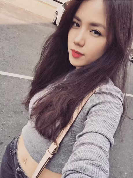Nhung hotgirl Viet tuy lun nhung van un un nguoi me - Anh 3