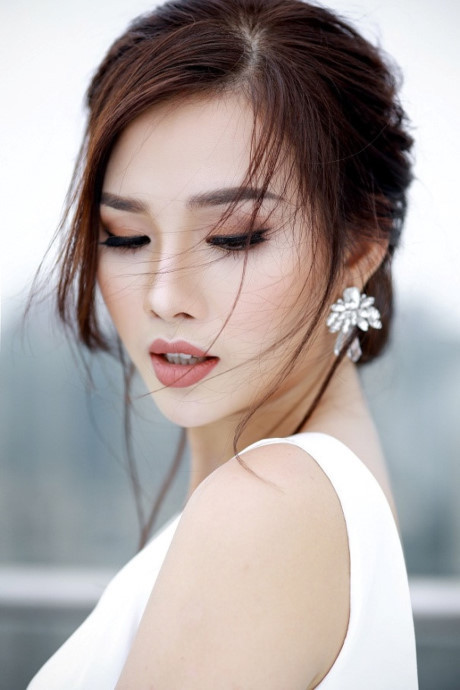 Sắc trắng tinh khôi trong BST Sac trang tinh khoi trong BST