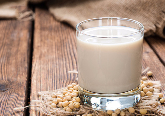 Những lưu ý khi uống sữa đậu nành: Không biết trước có thể gây hại cho sức khoẻ ảnh 2 Những lưu ý khi uống sữa đậu nành: Không biết trước có thể gây hại cho sức khoẻ ảnh 2