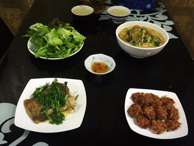 Mẹ Việt chia sẻ 30 mâm cơm chưa bao giờ phải nghĩ ‘hôm nay ăn gì’ ảnh 9