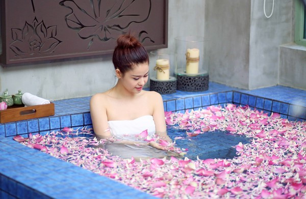 Trương Quỳnh Anh Trương Quỳnh Anh