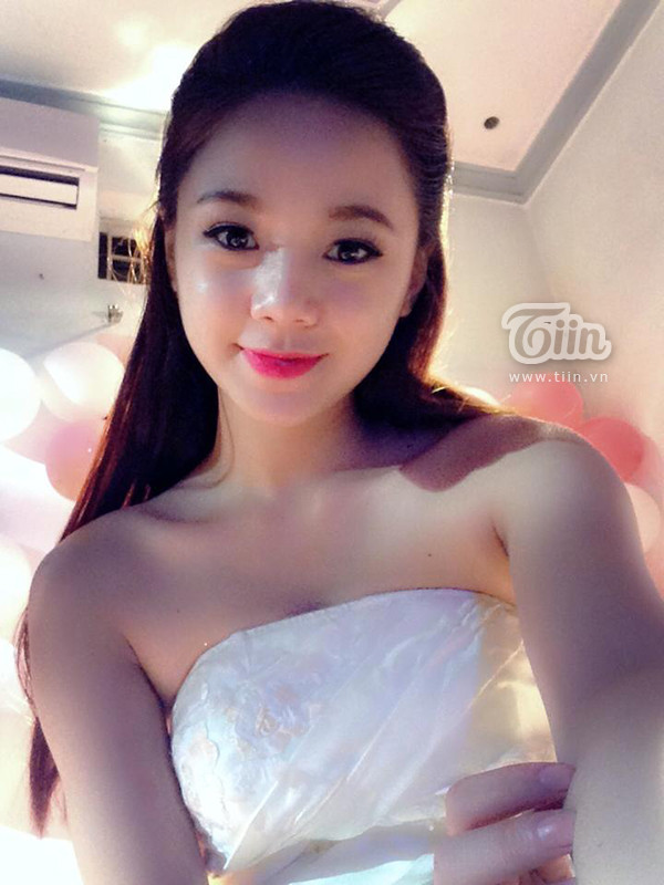 Hot girl "kem xôi" được ví như bản sao hoàn hảo của Minh Hằng ảnh 3 Hình ảnh cô dâu xinh đẹp trong MV Vợ người ta của Quỳnh